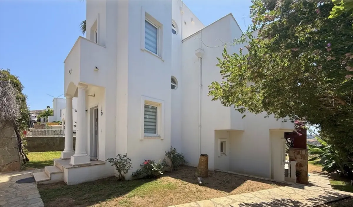 Property in Yalikavak